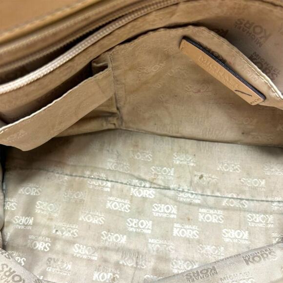 Michael Kors Jet Set Chain Tote Shoulder Bag Beige/Cream Monogram - Picture 7 of 10